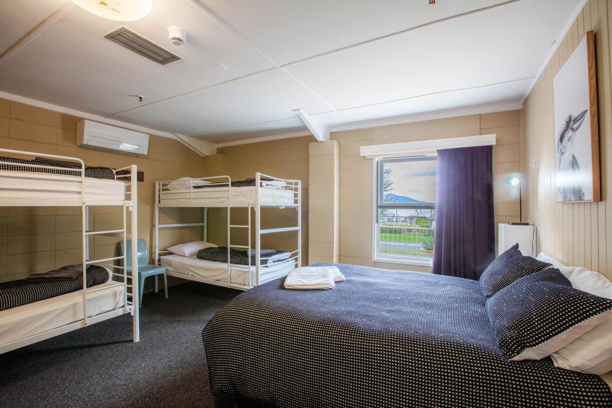 Kookaburra Lodge Jindabyne Phòng bức ảnh